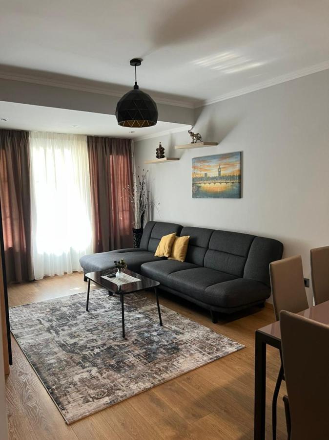 Comfort Home 1 Тирана Экстерьер фото